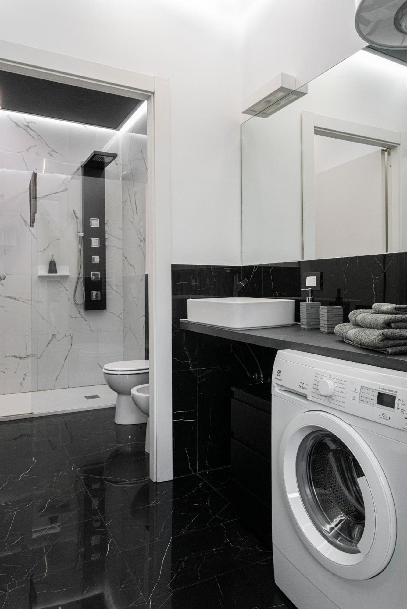 Elegant Sweet Home Suite - Milan, 15 Minute Duomo 外观 照片